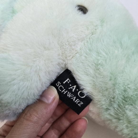 Fao Schwarz 12" Glow Brights LED with Sound Apatosaurus Dinosaur Toy Plush - Picture 4 of 11